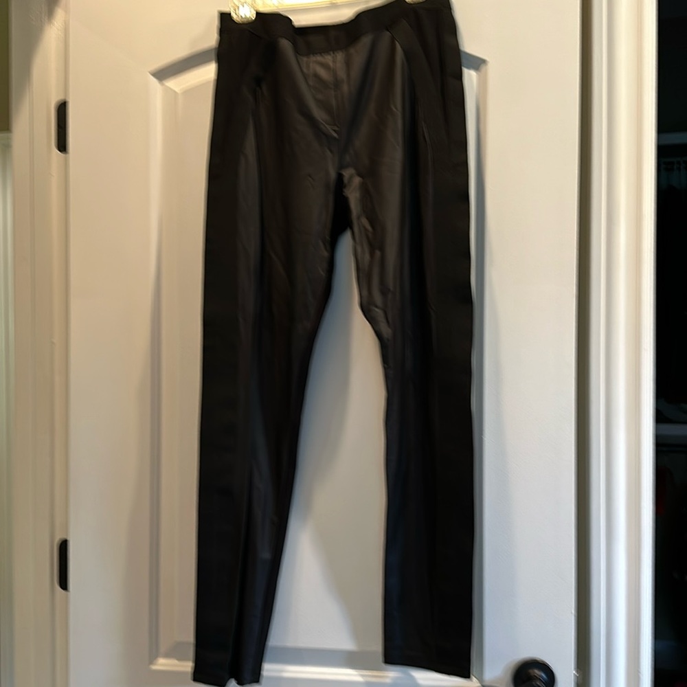 BCBG Maxazria-Leggings